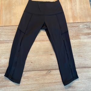 Lululemon capri leggings with mesh sides